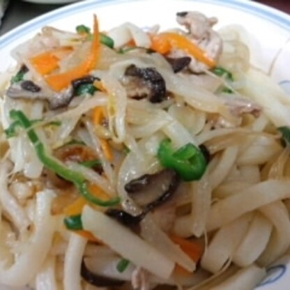 母の作ってくれた焼きうどんを思い出しました。
美味しかったです。
ご馳走様でした(^人^)